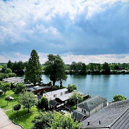 Recreatiepark De Markplas Opheusden Esterno foto